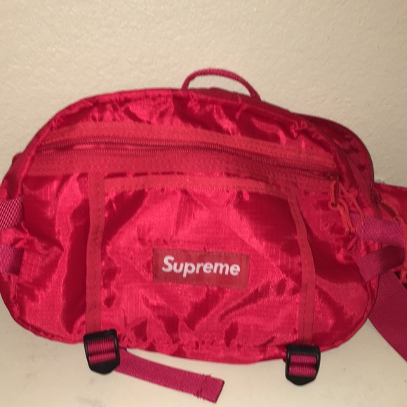 Supreme waist bag never used